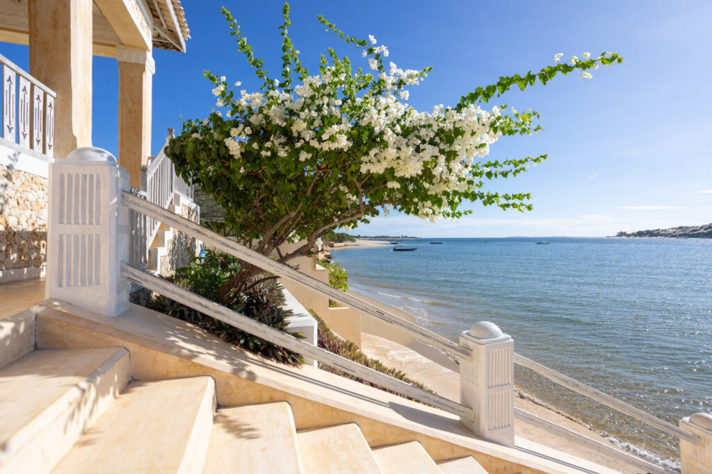 amani-house-exterior-lamu-kenya-villacollective-24-21
