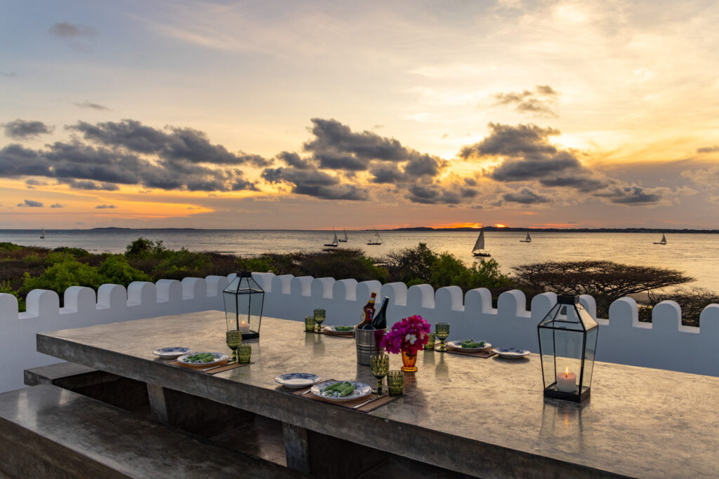 falcon-house-exterior-lamu-kenya-villacollective-22