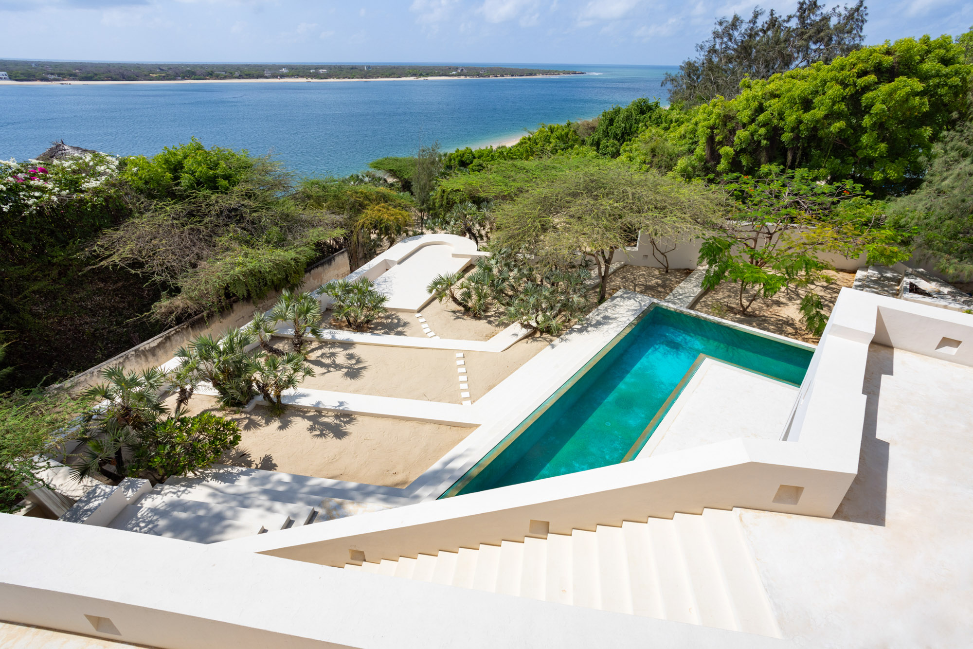 honeymoon-house-exterior-lamu-kenya-villacollective-17